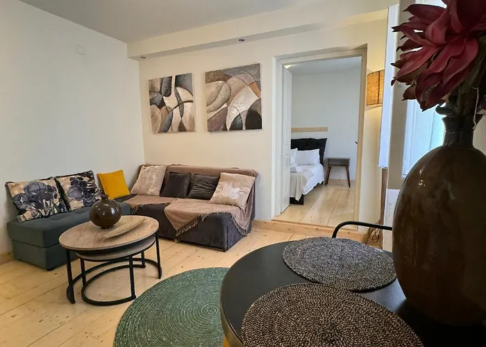 The Centric Apt By Loc Hospitality